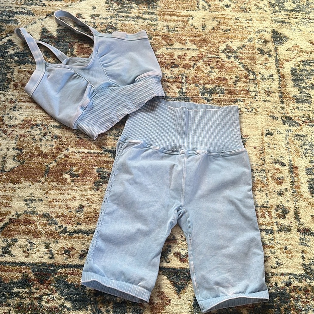 NWOT Free People Good Karma Scoop Neck bra and Shorts in Faded Periwinkle - Picture 2 of 11